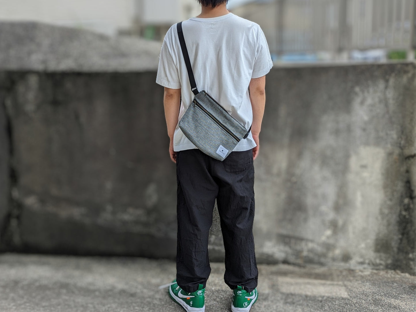 <OSOCU>知多木綿 サコッシュ バッグ 青海波柄