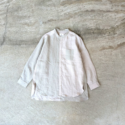 <OSOCU> 「さくらベージュと生成り」 遠州織物 バンドカラーシャツ