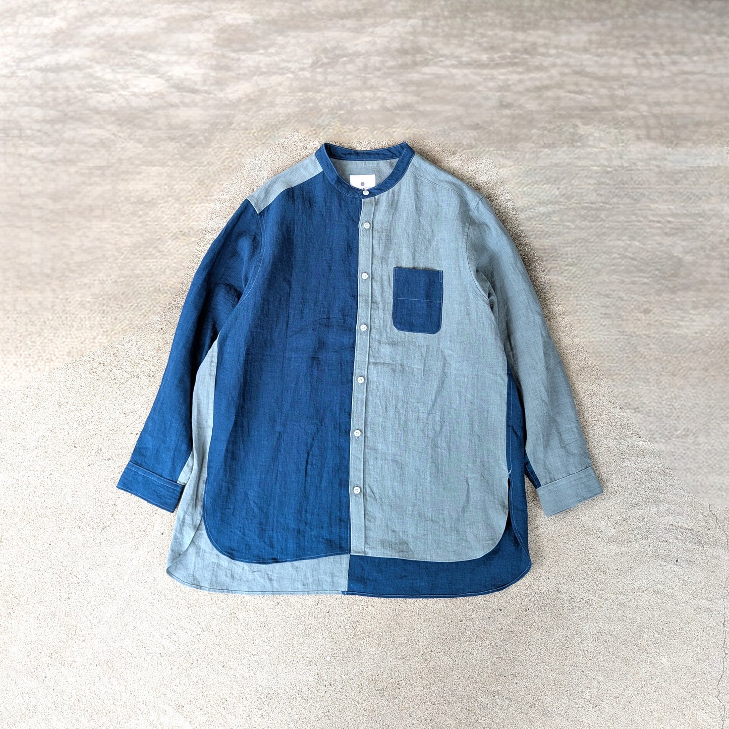 <OSOCU> 「りきゅうネズミとネイビーブルー」 遠州織物 バンドカラーシャツ