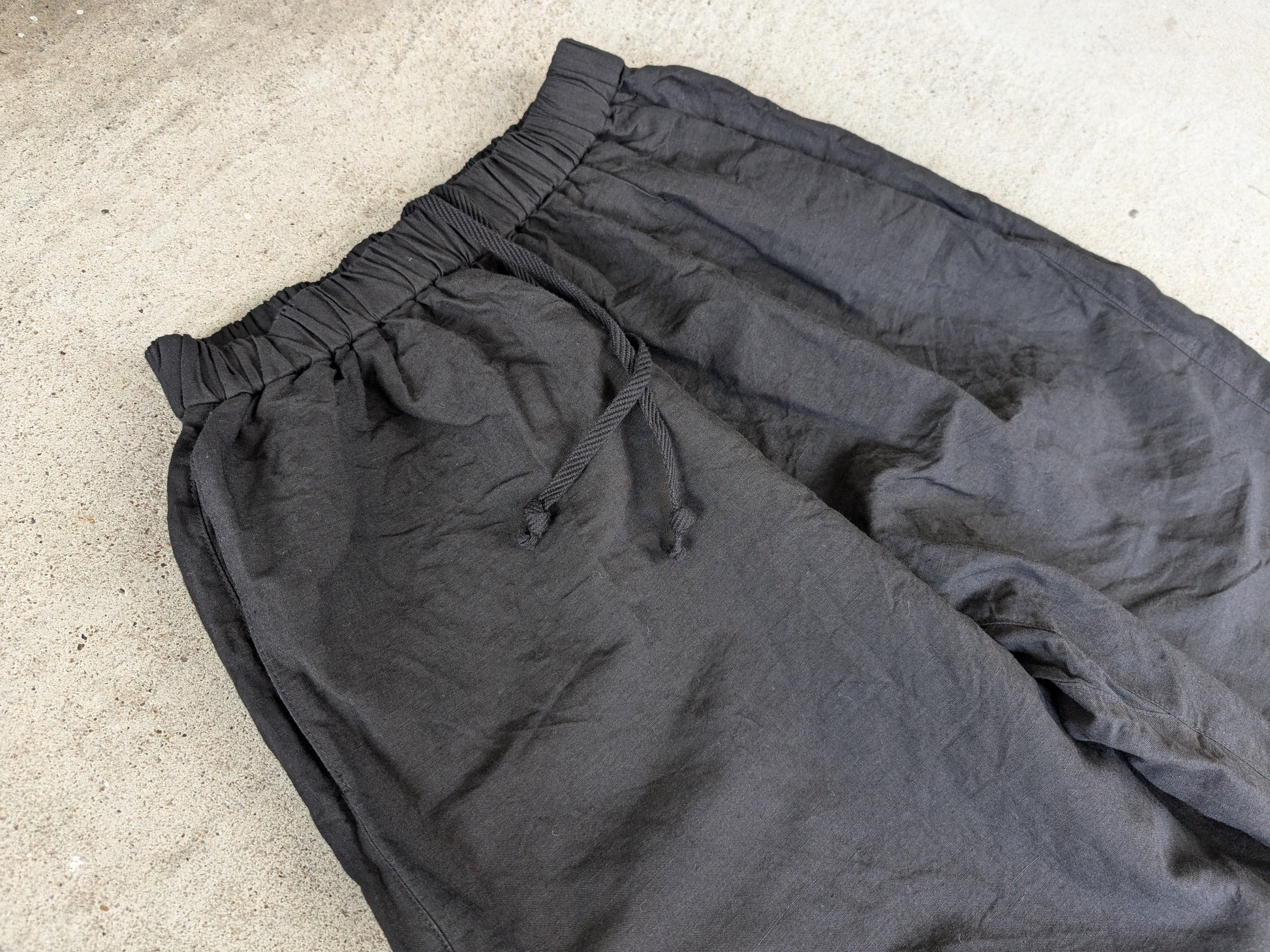 ＜OSOCU＞知多木綿 別注ヘンプコットン 黒染め バルーンパンツ 名古屋黒紋付染 hemp cotton balloon pants