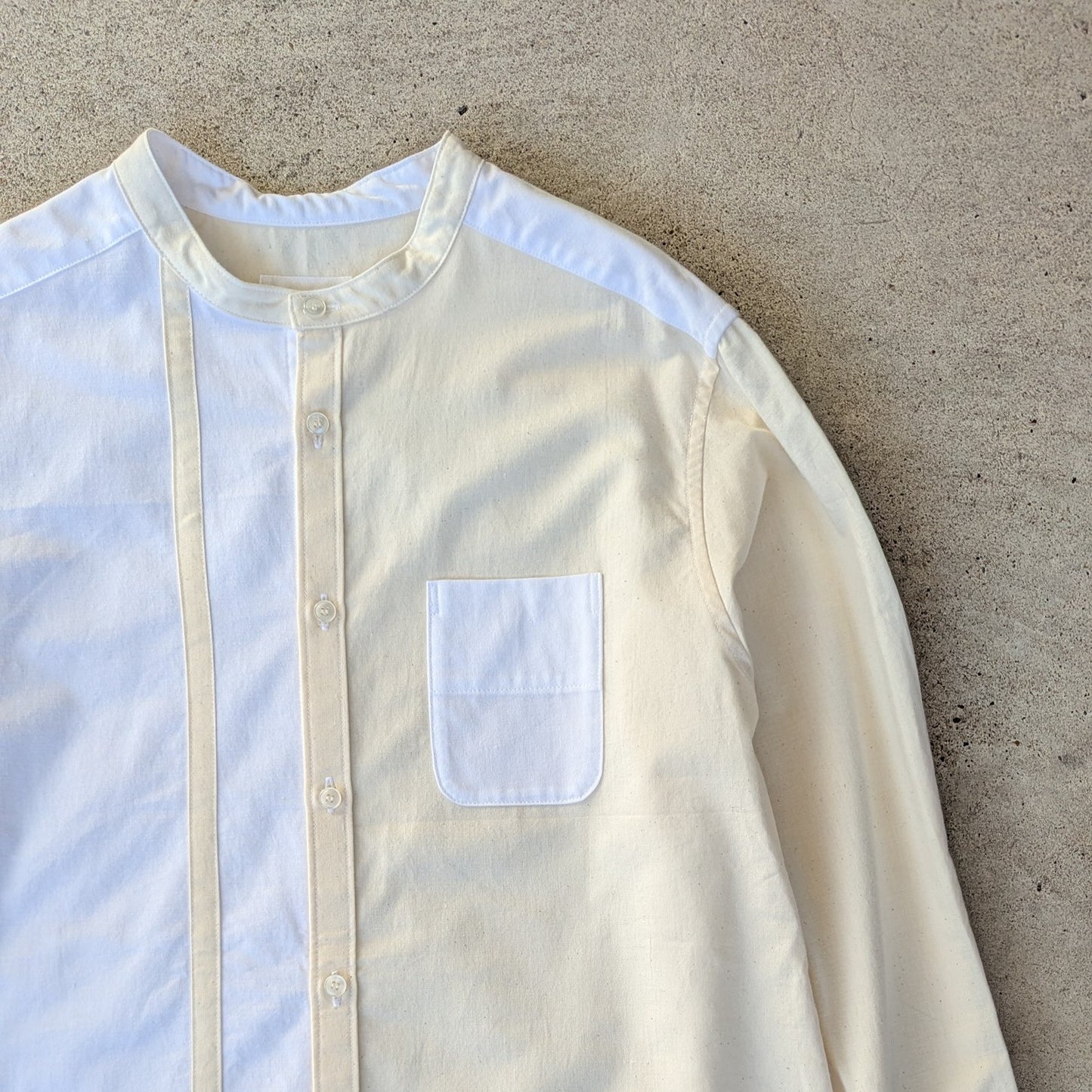 <OSOCU> 「キバタとサラシ」 知多木綿 配色 バンドカラーシャツ アレンジバージョン