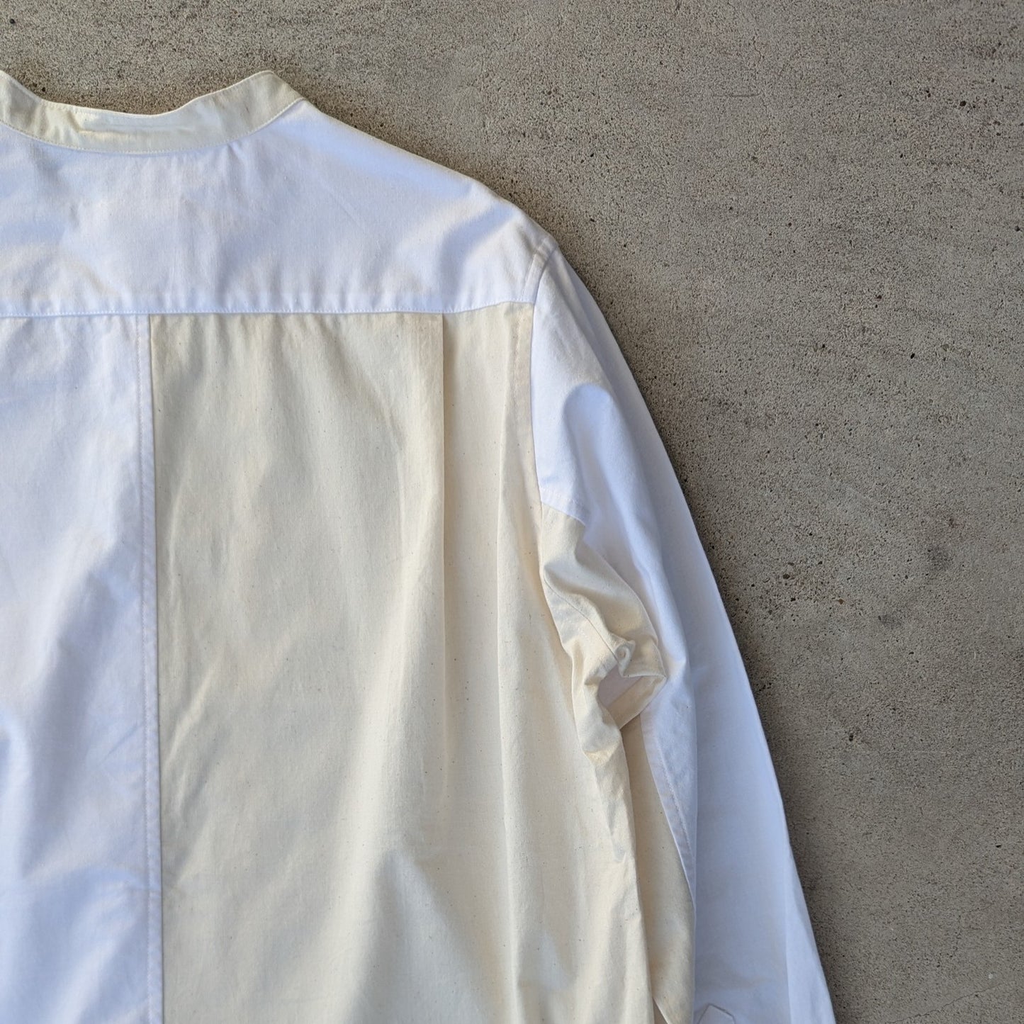 <OSOCU> 「キバタとサラシ」 知多木綿 配色 バンドカラーシャツ アレンジバージョン