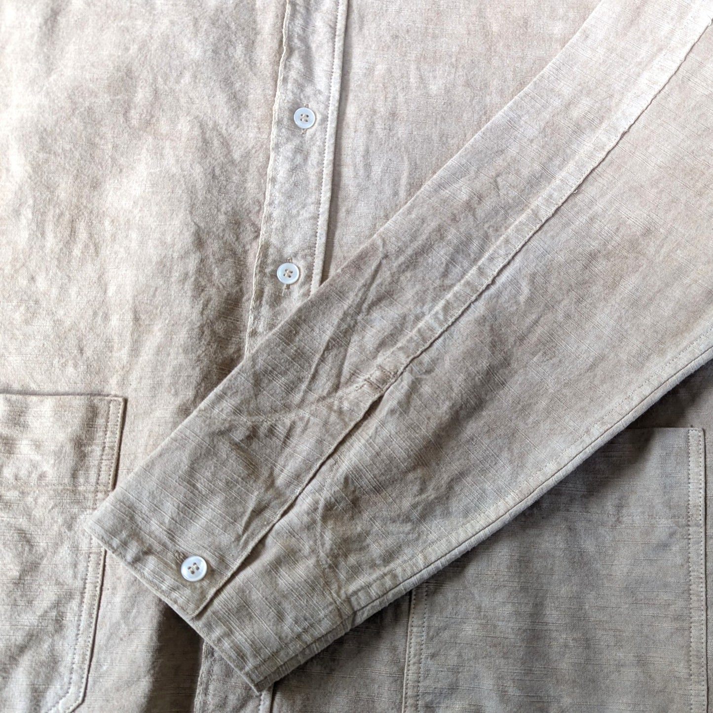 <OSOCU> 知多木綿 オープンカラーシャツジャケット カバーオール いなべ市の黒土染め