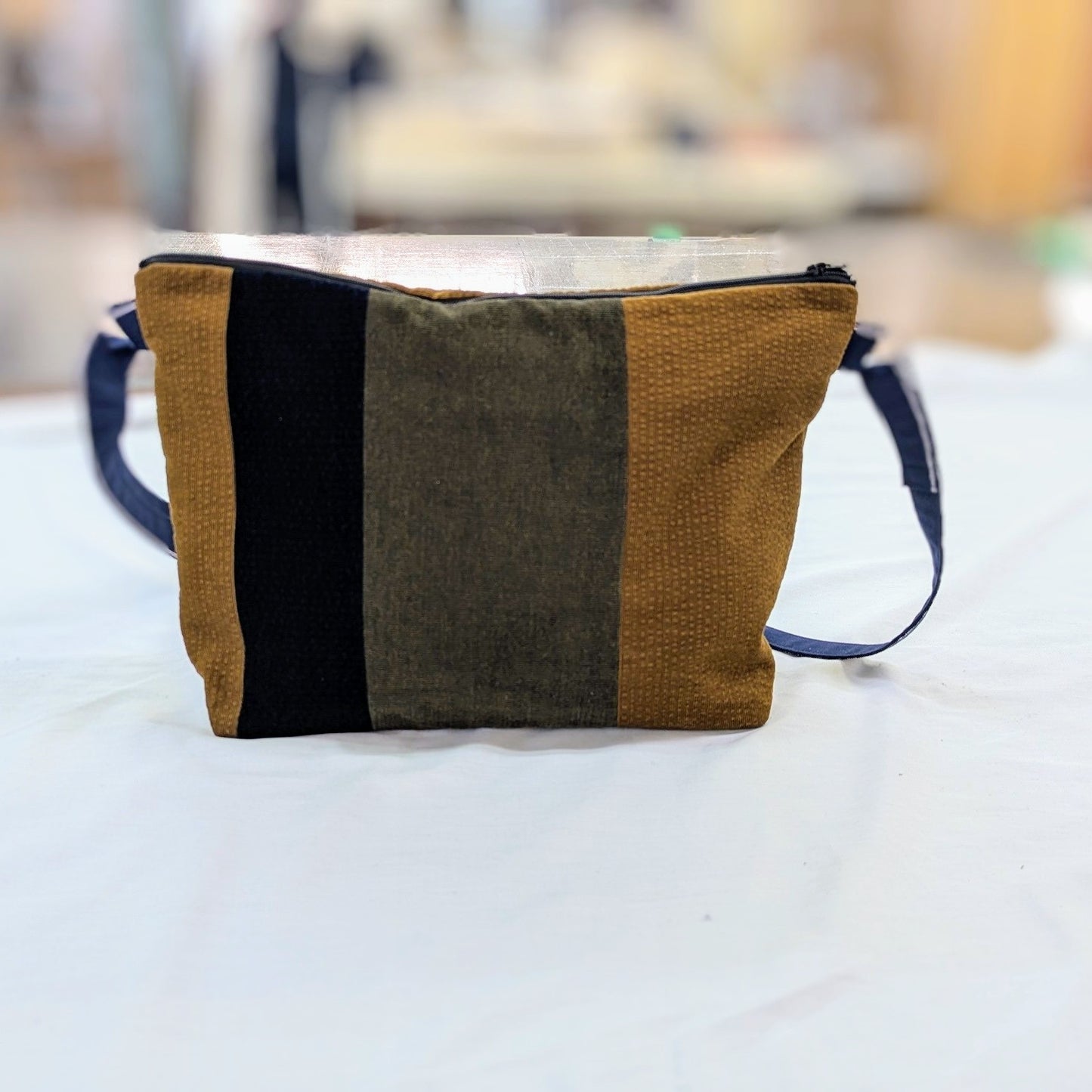 サコッシュより少し大きい コーデュロイ パッチワーク ミニショルダーバッグ