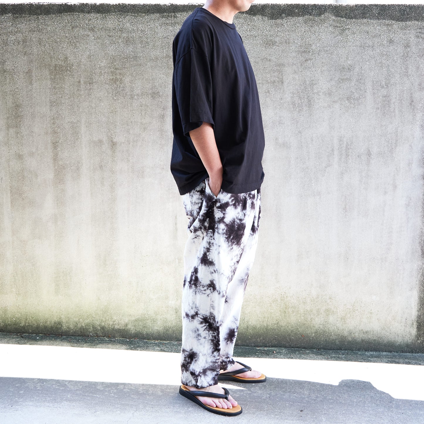 ＜OSOCU＞知多木綿 黒むら染め バルーンパンツ 名古屋黒紋付染