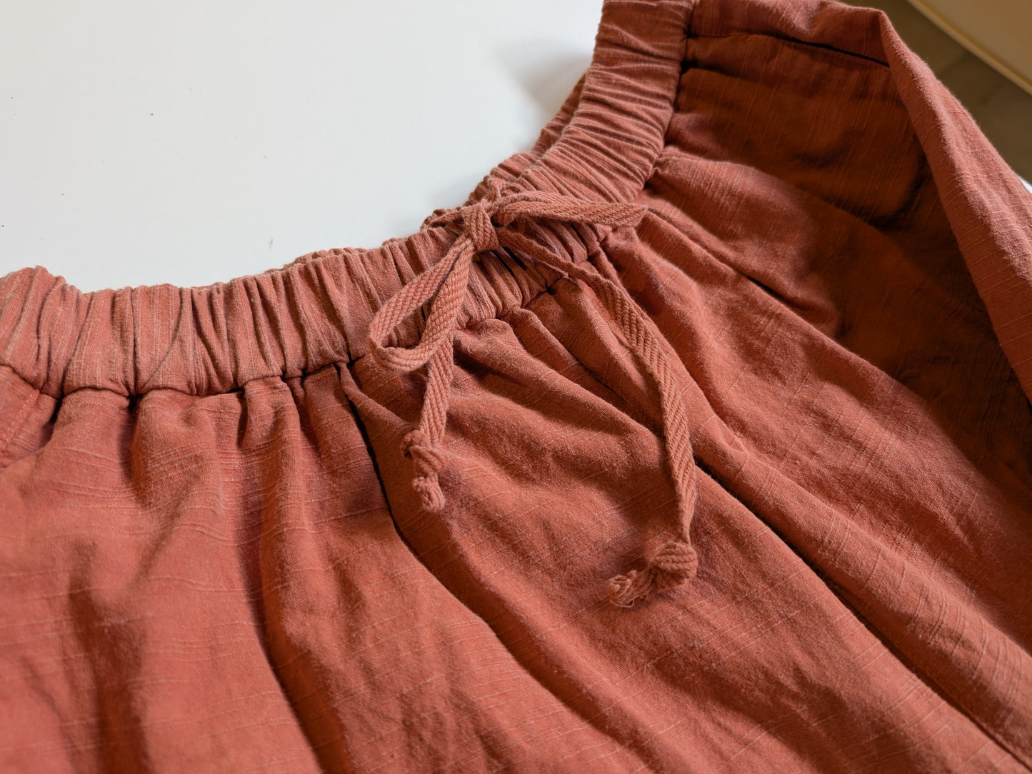 <OSOCU> ローカル顔料染色 朱泥土染め 知多木綿 バルーンパンツ