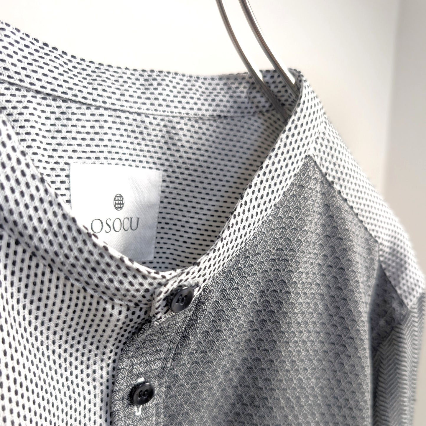 <OSOCU> 一点物 知多木綿 ドビー織 クレイジーパターン バンドカラーシャツ