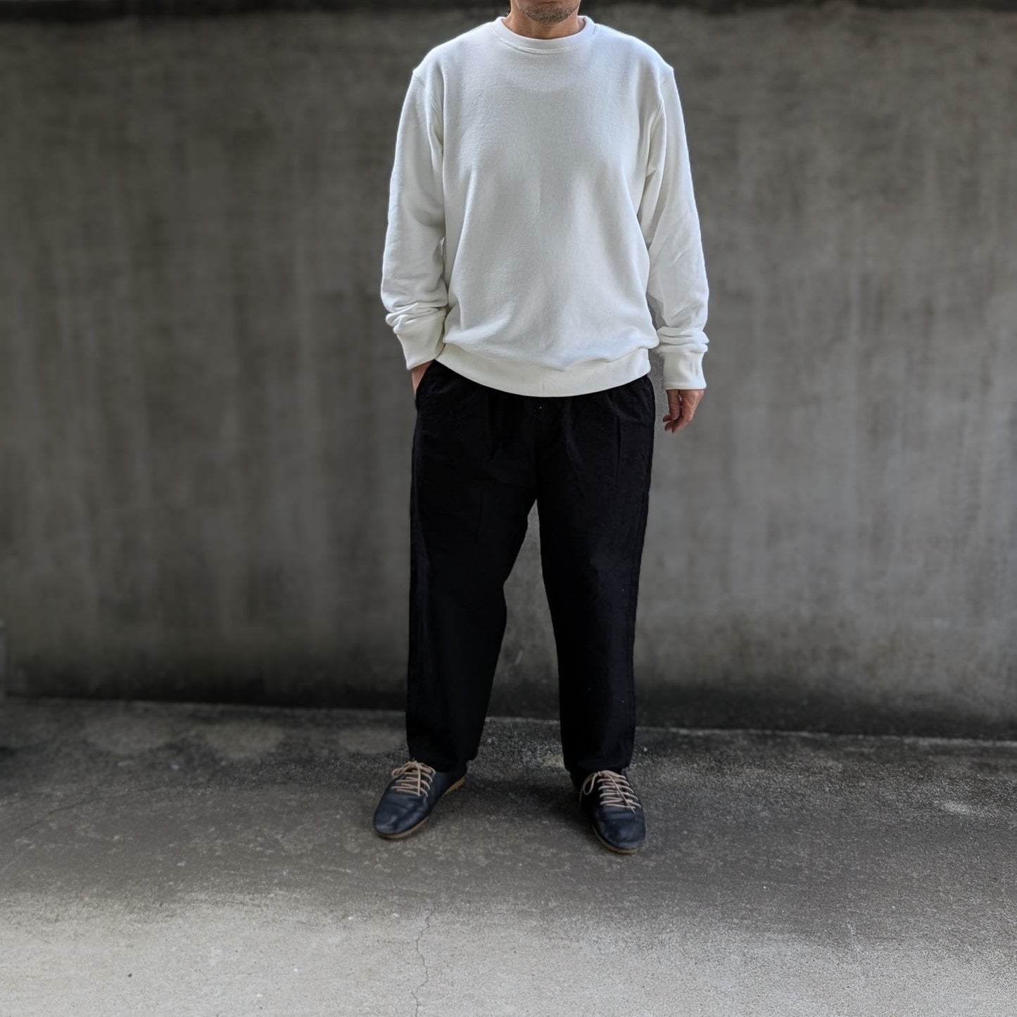 <OSOCU> 国産吊り編み生地のクルーネックスウェット　