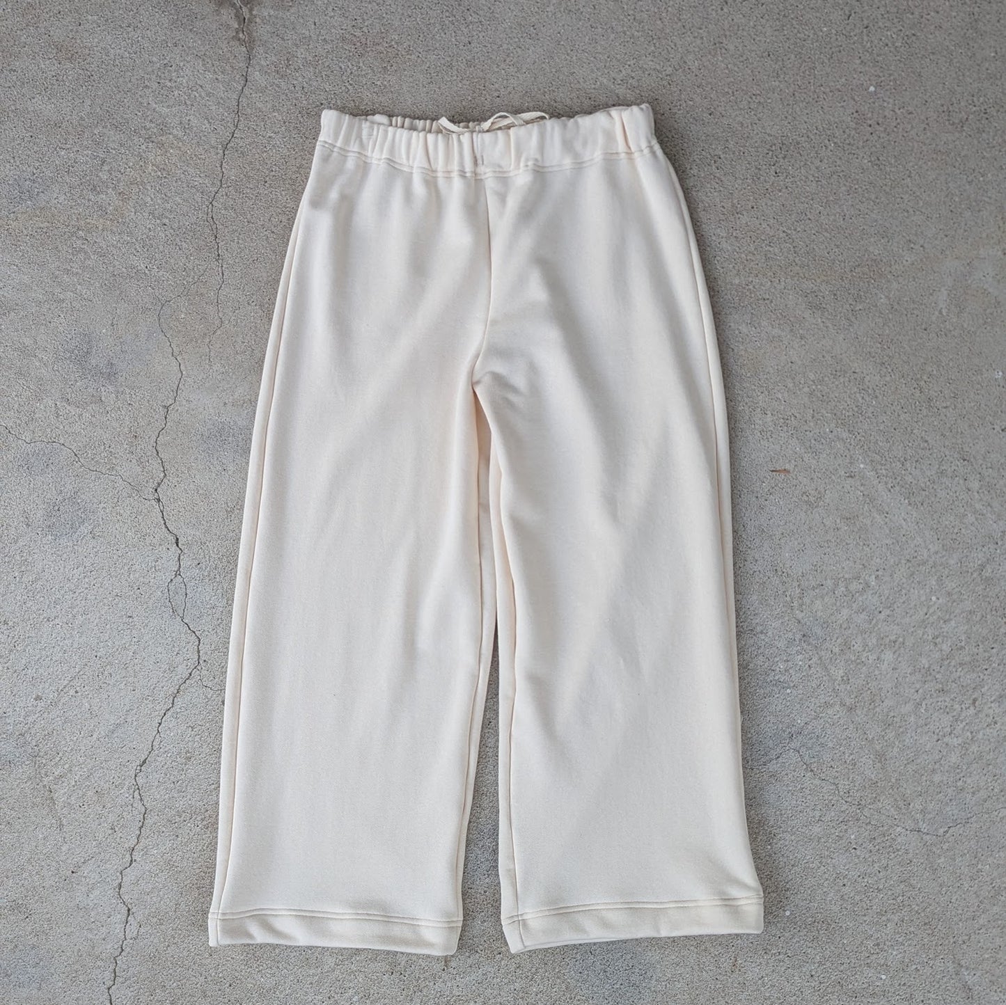 <OSOCU> 国産吊り編み生地のスウェットパンツ アイボリー  1点物