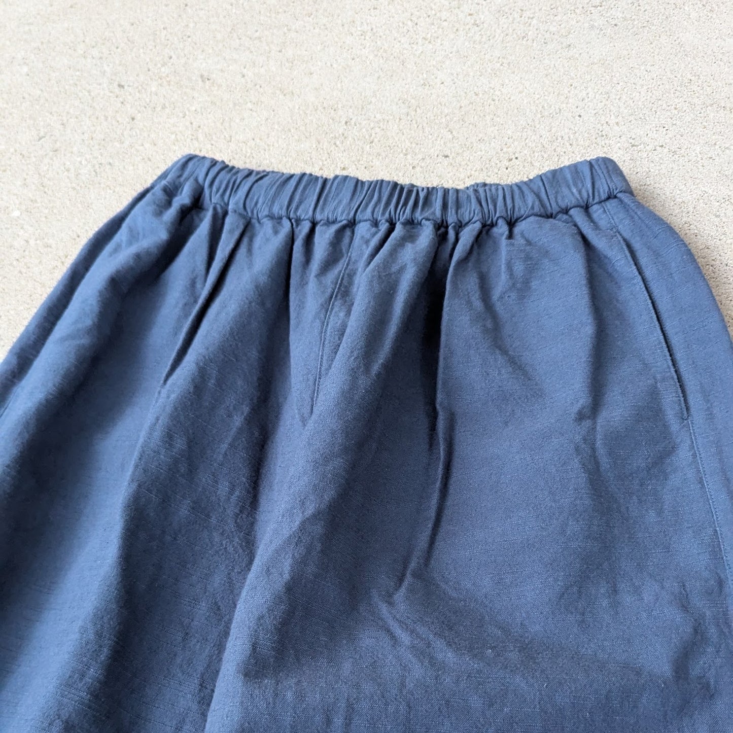 <OSOCU> 伝統色染め 深縹 知多木綿 バルーンパンツ