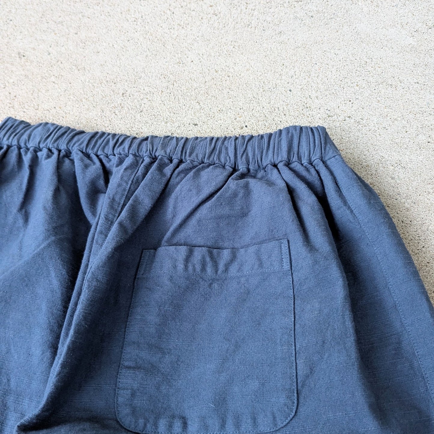 <OSOCU> 伝統色染め 深縹 知多木綿 バルーンパンツ