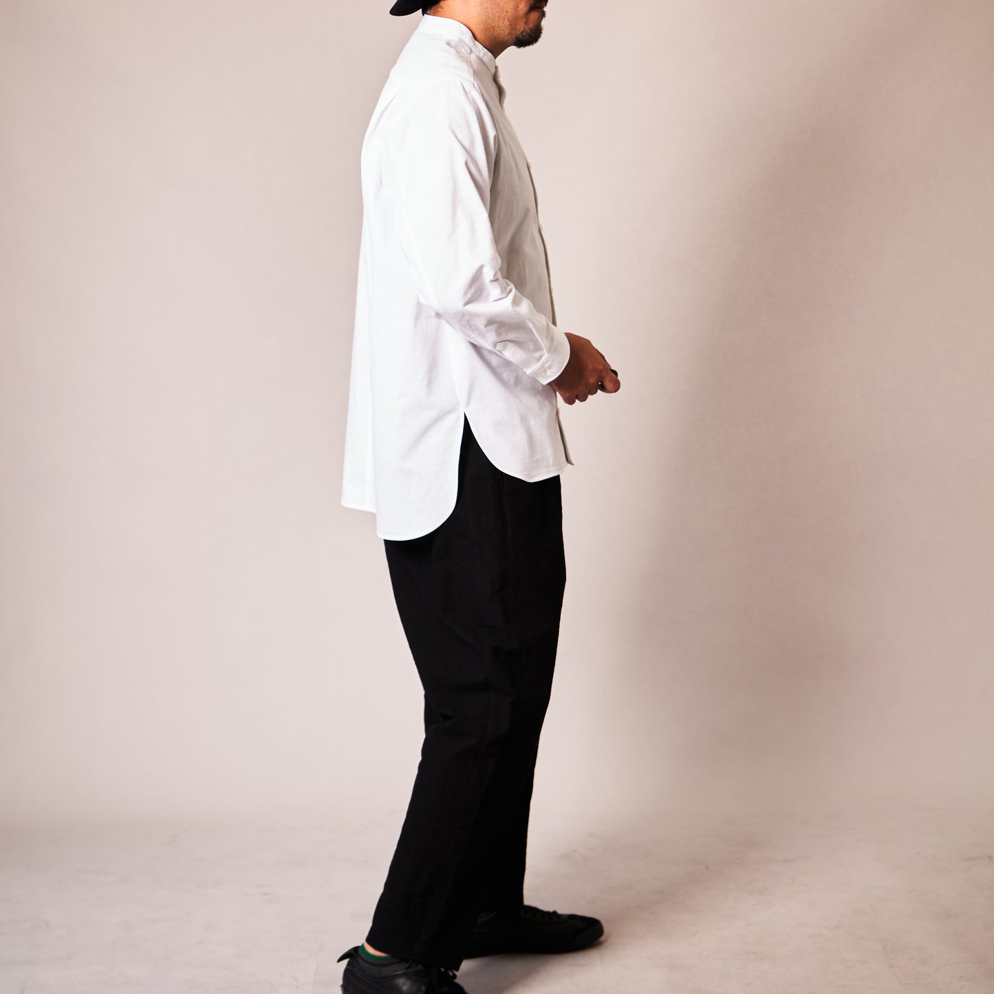 <OSOCU> 知多木綿 知多晒 バンドカラーシャツ 愛知の素材と技術で作る「伝統を日常で愉しむシャツ」